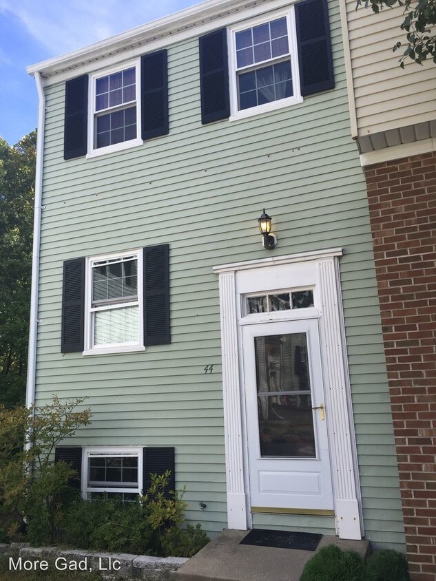 Primary Photo - 3 br, 2 bath House - 44 Cartwright Ct