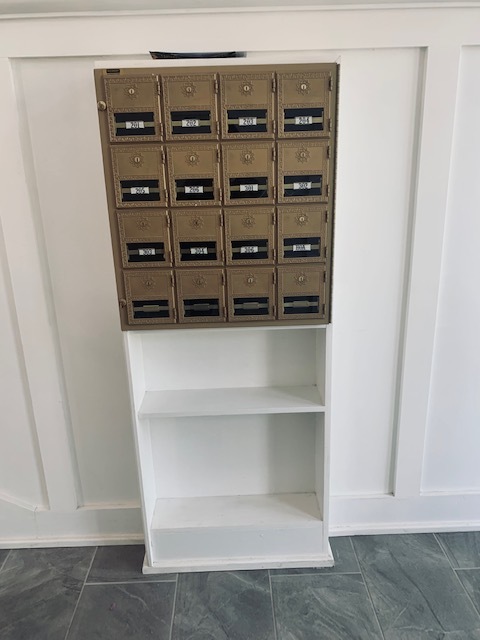 Mailboxes - 3820 Saint Charles Ave