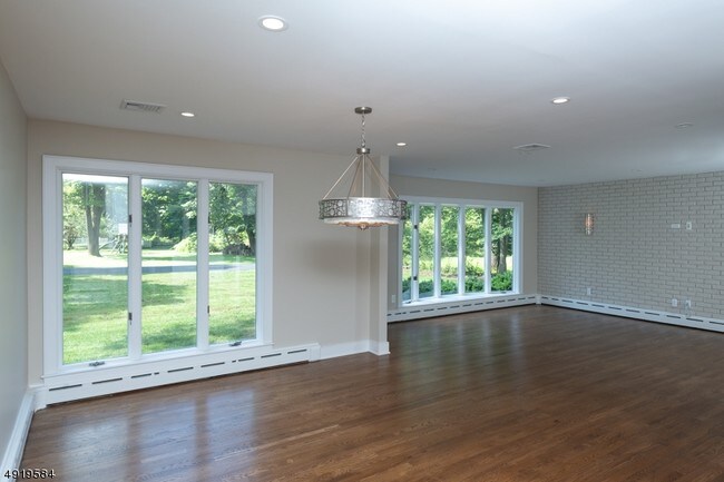 Foto del edificio - 9 Adams Pl