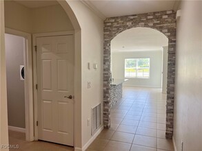 Building Photo - 10293 Silver Pond Lane