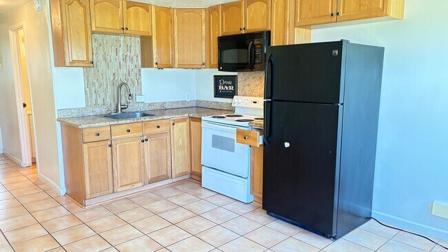 Foto del edificio - 85-175 Farrington Hwy #C110