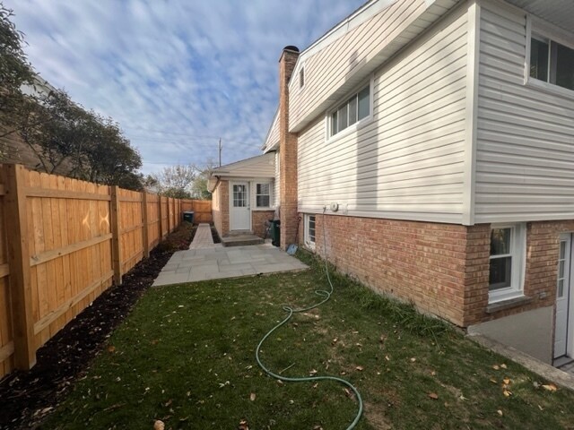 Foto del edificio - 451 Green Bay Rd