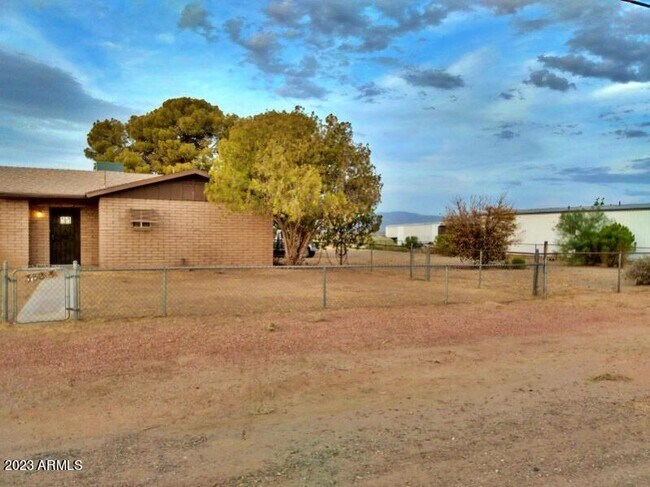 Building Photo - 38215 Buckeye-Salome Rd