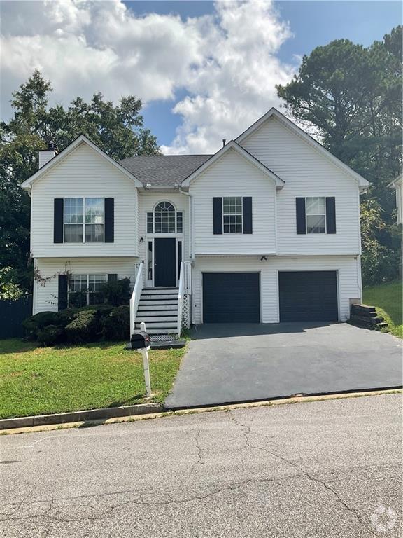 Rivercrest Apartments under 2,500 Ellenwood, GA 2 Rentals