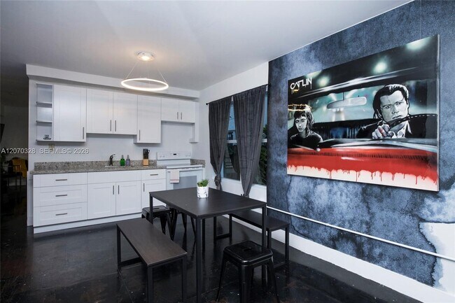 Foto del edificio - 524 NW 35th St