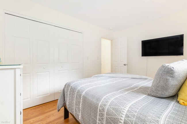 Foto del edificio - 4 br, 2 bath House - 621 Susan Drive