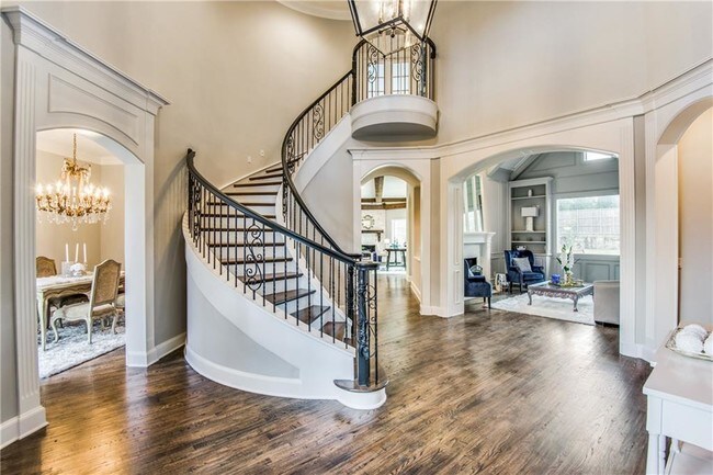 Building Photo - 6051 Jordan Way