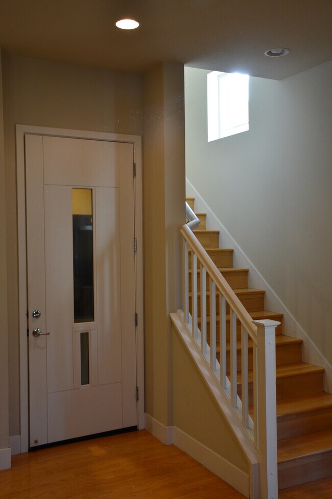 Foto del edificio - 3760 Klamath Ln