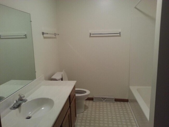 Foto del edificio - 1689 Dayton Street #6