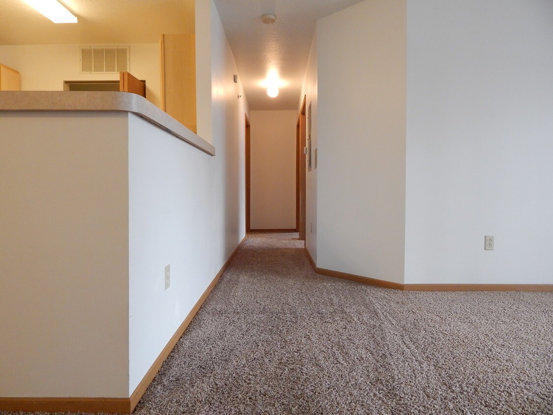 Hallway - 1112 W 4th St