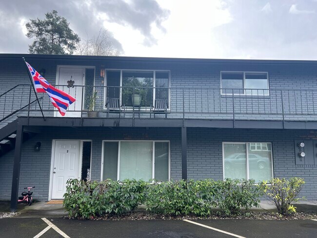 Foto del edificio - 15906 Elm St E