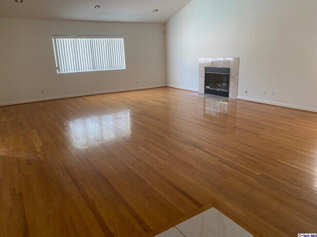 Building Photo - 6846 Shoshone Ave