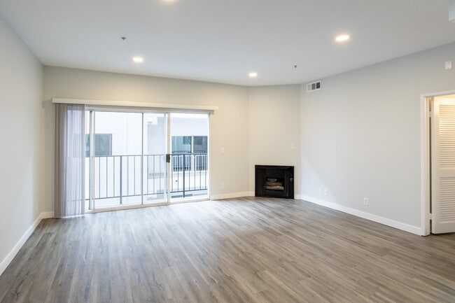 Foto del interior - 7057 Lanewood Ave