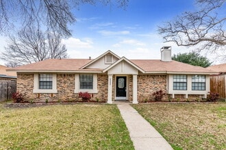 Building Photo - 4008 Shackelford Dr