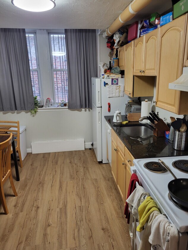 Foto principal - 152 Kelton St