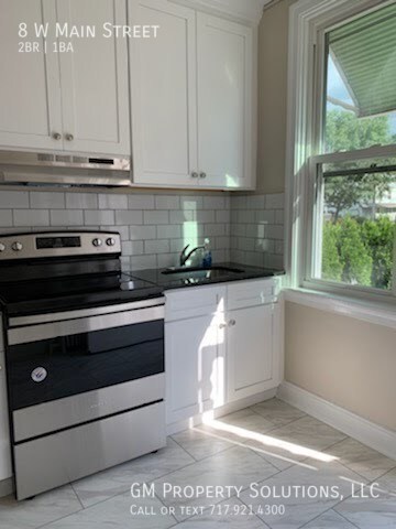 Renovated 2 Bed 1 Bath Townhome For Rent! - Renovated  2 Bed 1 Bath Townhome  For Rent!