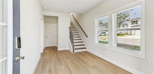 Foto del edificio - 403 Elise Wy