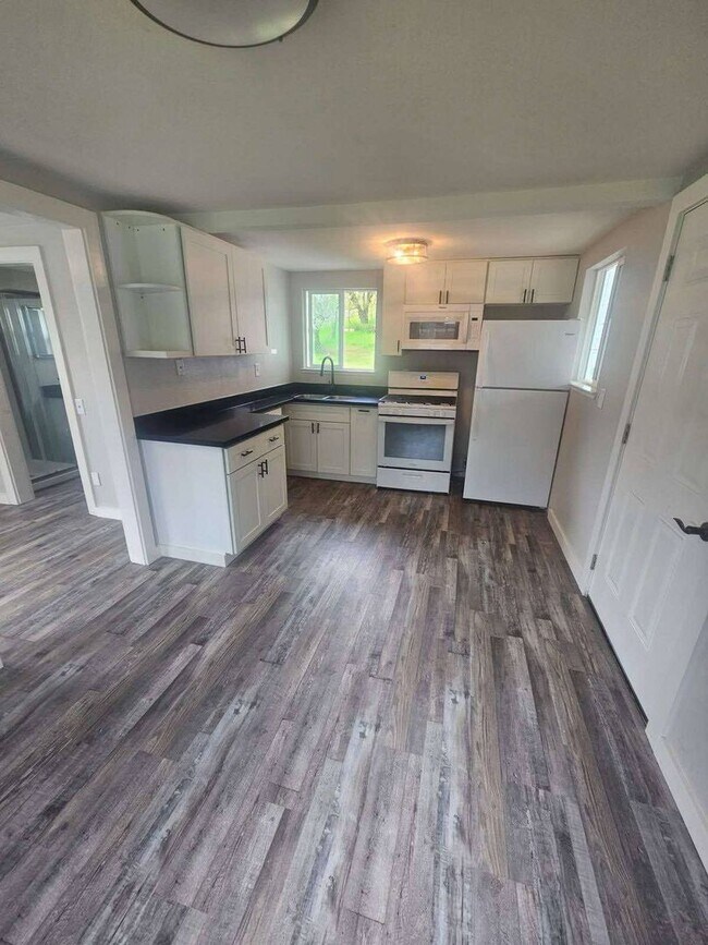 Foto del edificio - Cozy Studio in the Foothills – Utilities Included!