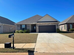 Building Photo - 23643 Blythewood Ln