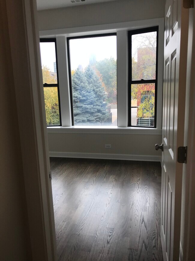 Habitación (apto. 1F) - 612 S Loomis St