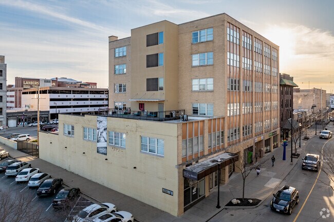 Foto del edificio - The U at Park East