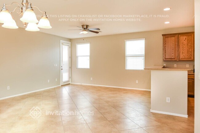 Building Photo - 6216 Trenton Parade Ave