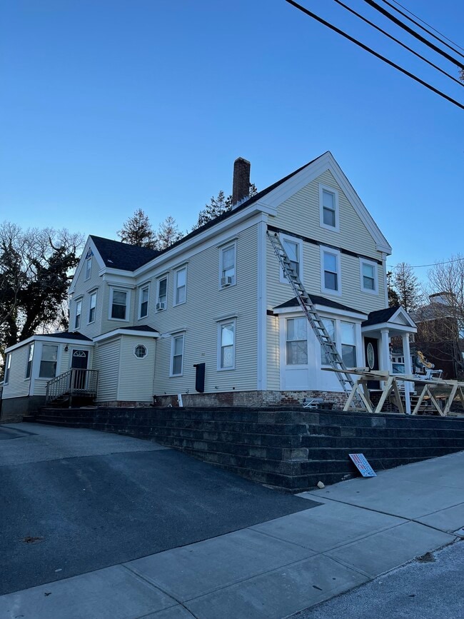 Building Photo - 58 Allerton St