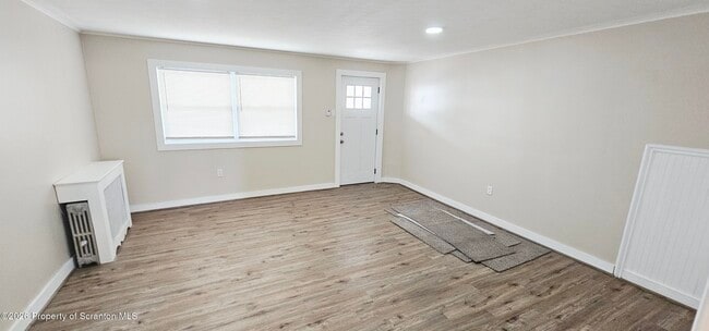 Building Photo - 304 Vine St