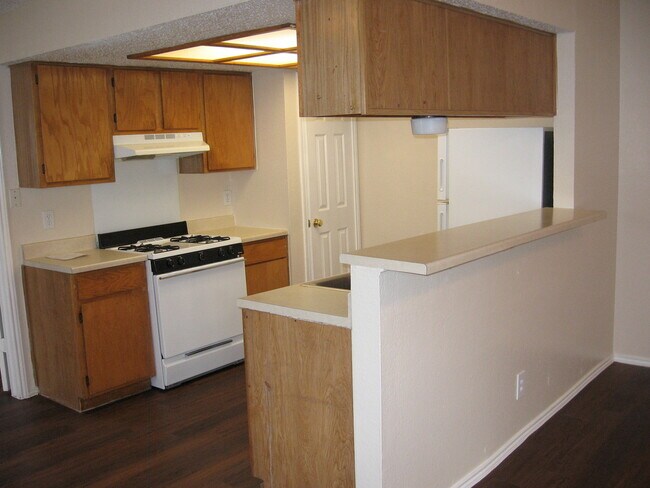 Building Photo - 9313 Kempler Dr