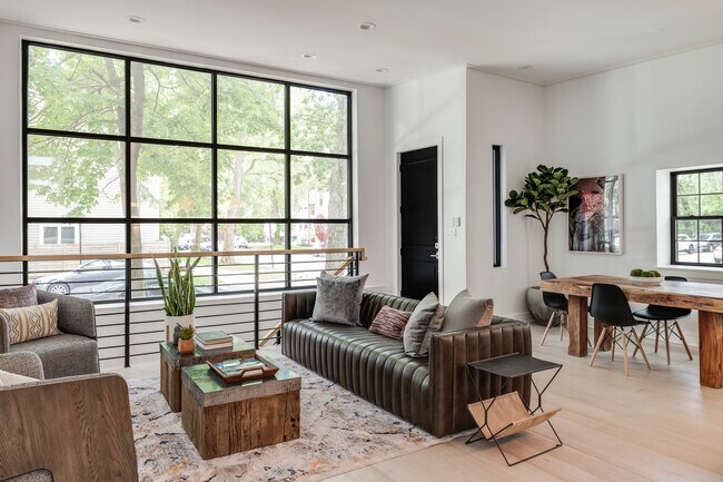 Foto del edificio - 3436 W Cortland St