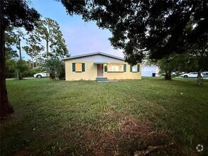 Building Photo - 5995 59th Way N