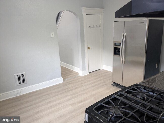 Foto del edificio - 1168 Mechanic St