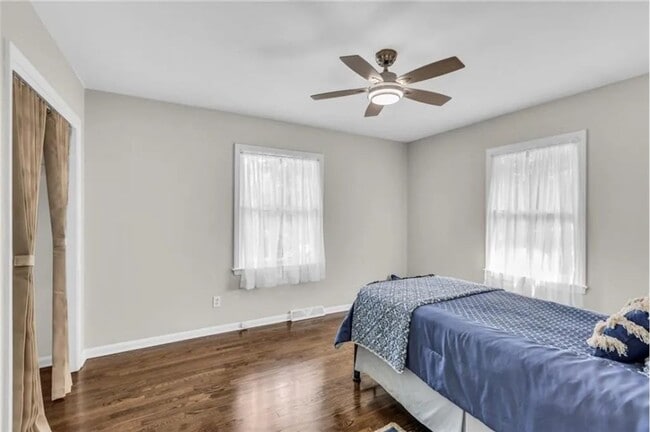 Foto del edificio - 8604 Ford Ave