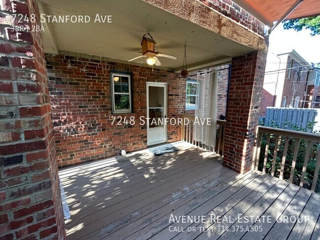 Foto del edificio - Just Listed! -  7248 Stanford Ave