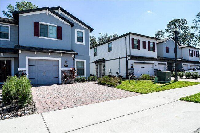 Building Photo - 310 Cedar Bark Ln