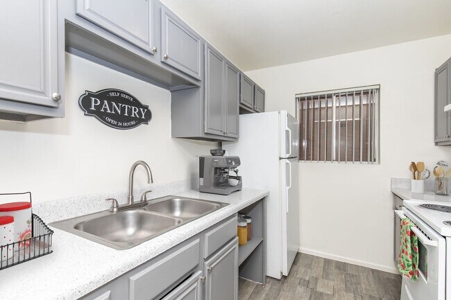 Foto del interior - Whispering Willows Apartments