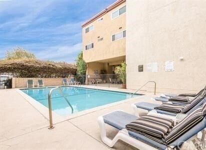 Foto del edificio - 5412 Lindley Ave