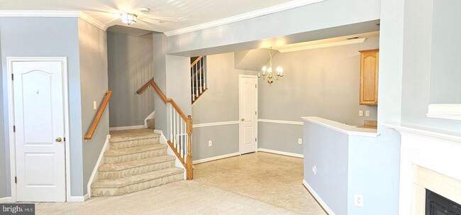 Building Photo - 109 Featherstone Pl
