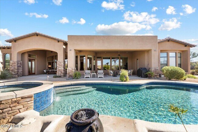 Building Photo - 36410 N Boulder View Dr