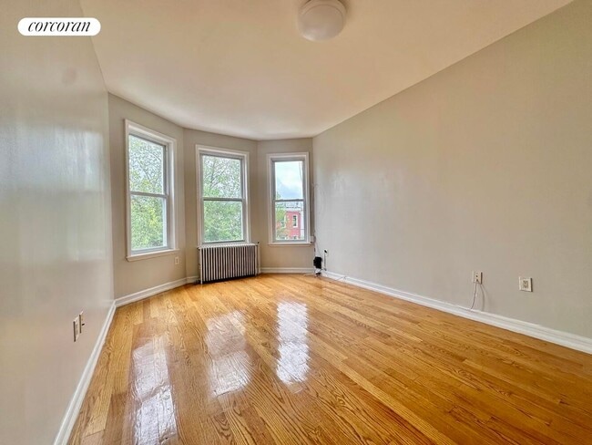 Foto del edificio - 223 Covert St.