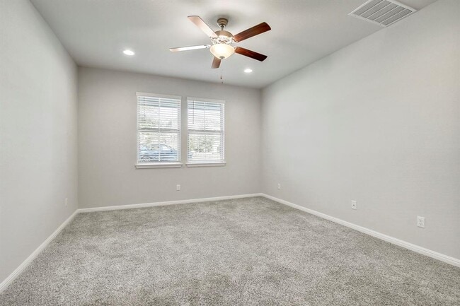 Building Photo - 1220 Oak Chase Wy