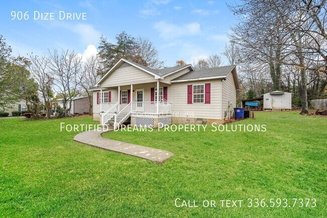 Building Photo - 906 Dize Dr