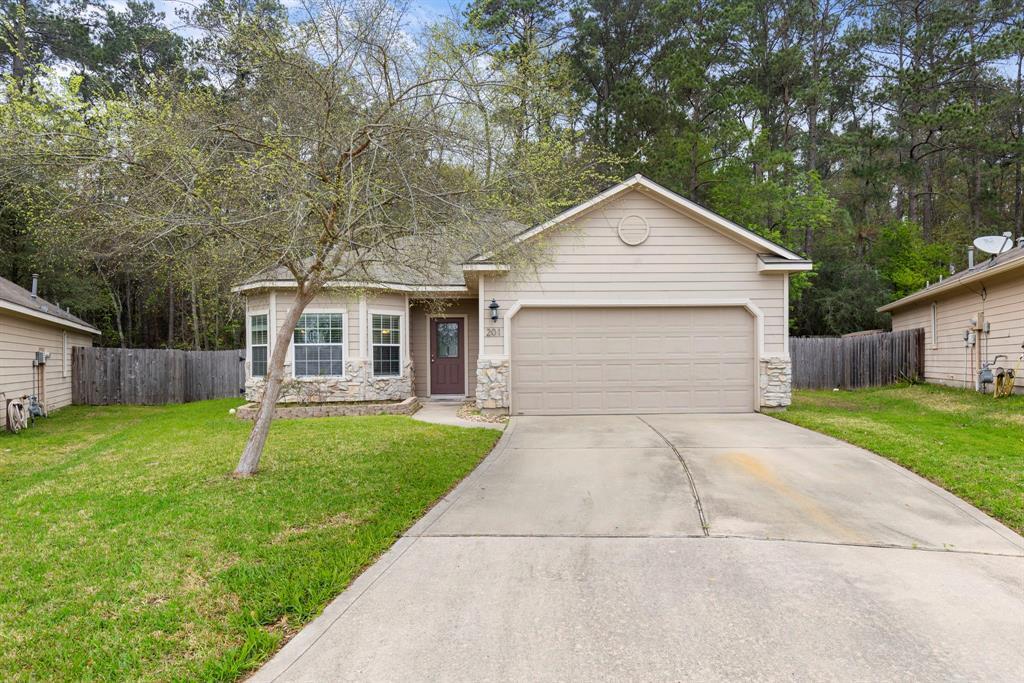 Primary Photo - 201 Summer Pine Ct