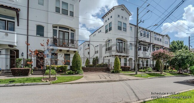 Foto del edificio - 4222 Dickson St
