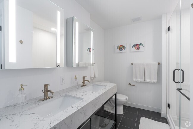 2HAB, 2BA - 1,500 ft² - 101 dupont place