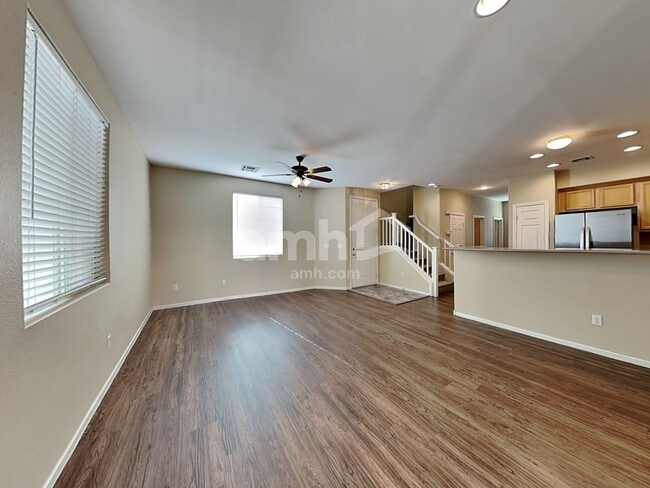 Foto del edificio - 4079 Sparrow Rock St
