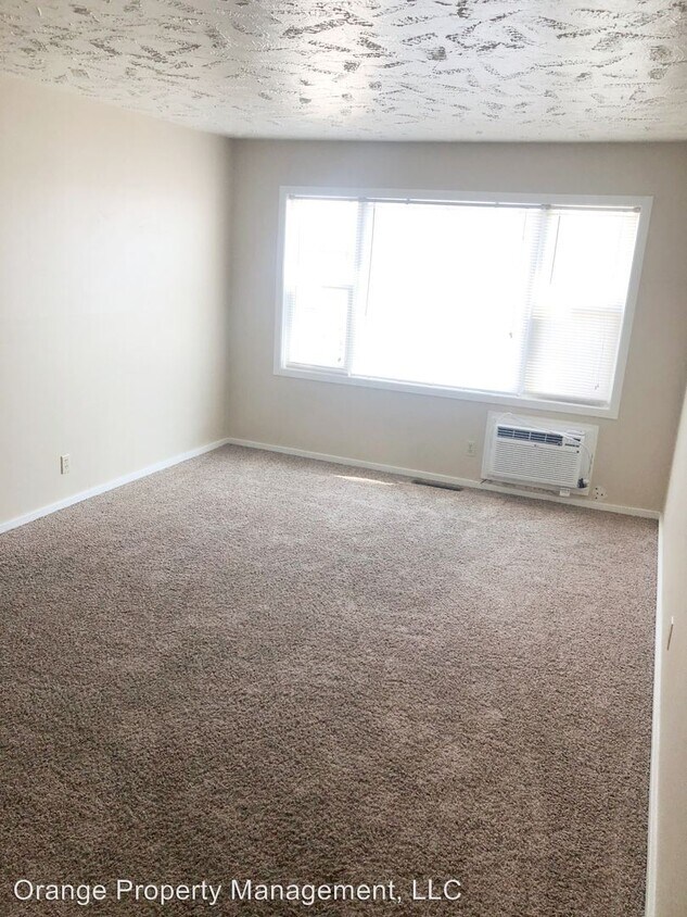 Foto principal - 303-321 W Highland Dr