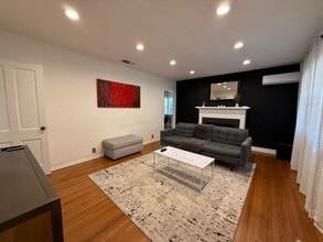 Building Photo - 501 Hamilton Ave