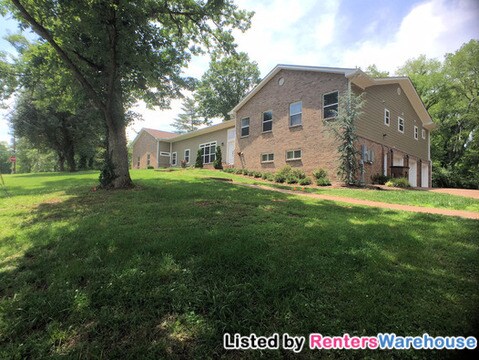 Primary Photo - 710 W Nocturne Dr