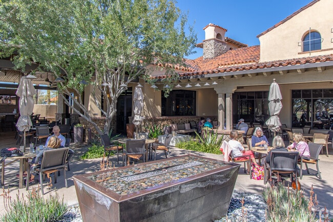 Grab a bite to eat after a round of golf at The Indigo Grill at Sun City Festival.
